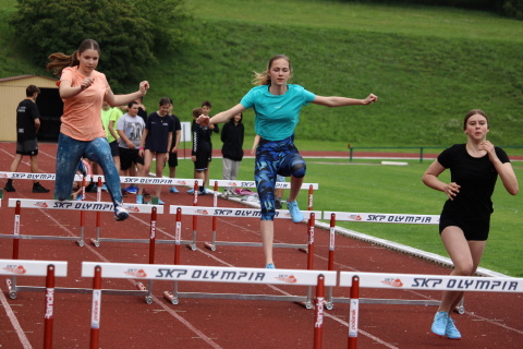 ŠKOLNÍ PŘEBORY V ATLETICE