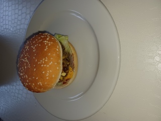 Domácí hovězí hamburger na přání 7.třídy