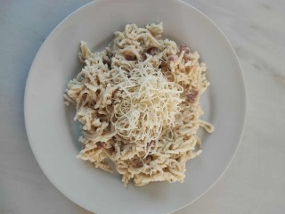 Špagety carbonara