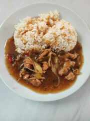 Krůtí čína, rýže s červenou čočkou