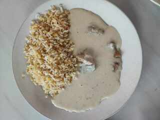 Vepřové maso na nivě, bulgur